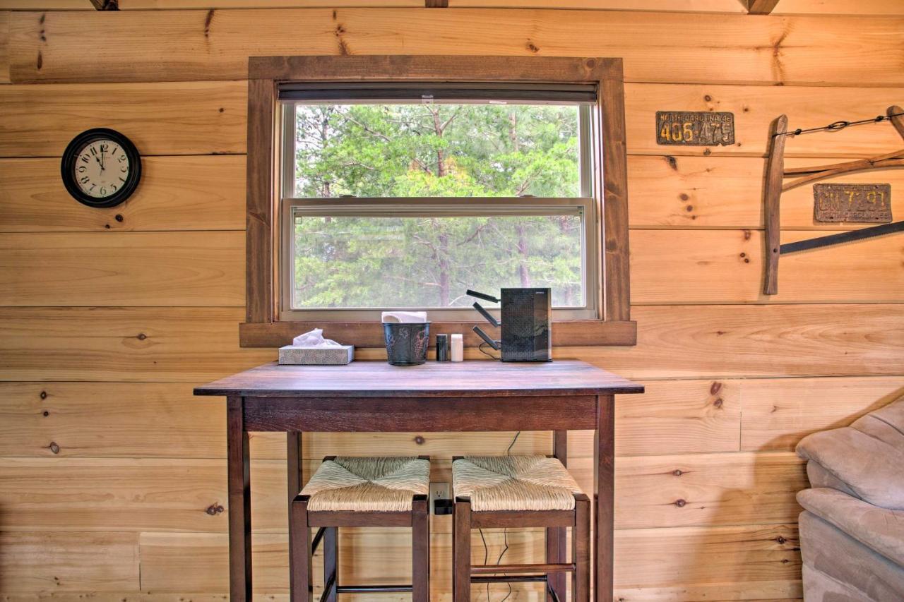 Mill Spring Cabin Near Parker-Binns Winery! 외부 사진
